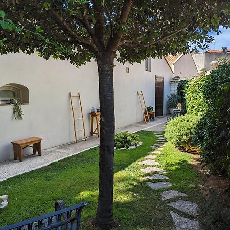 Borgo San Gaetano Bed & Breakfast Bernalda Eksteriør bilde