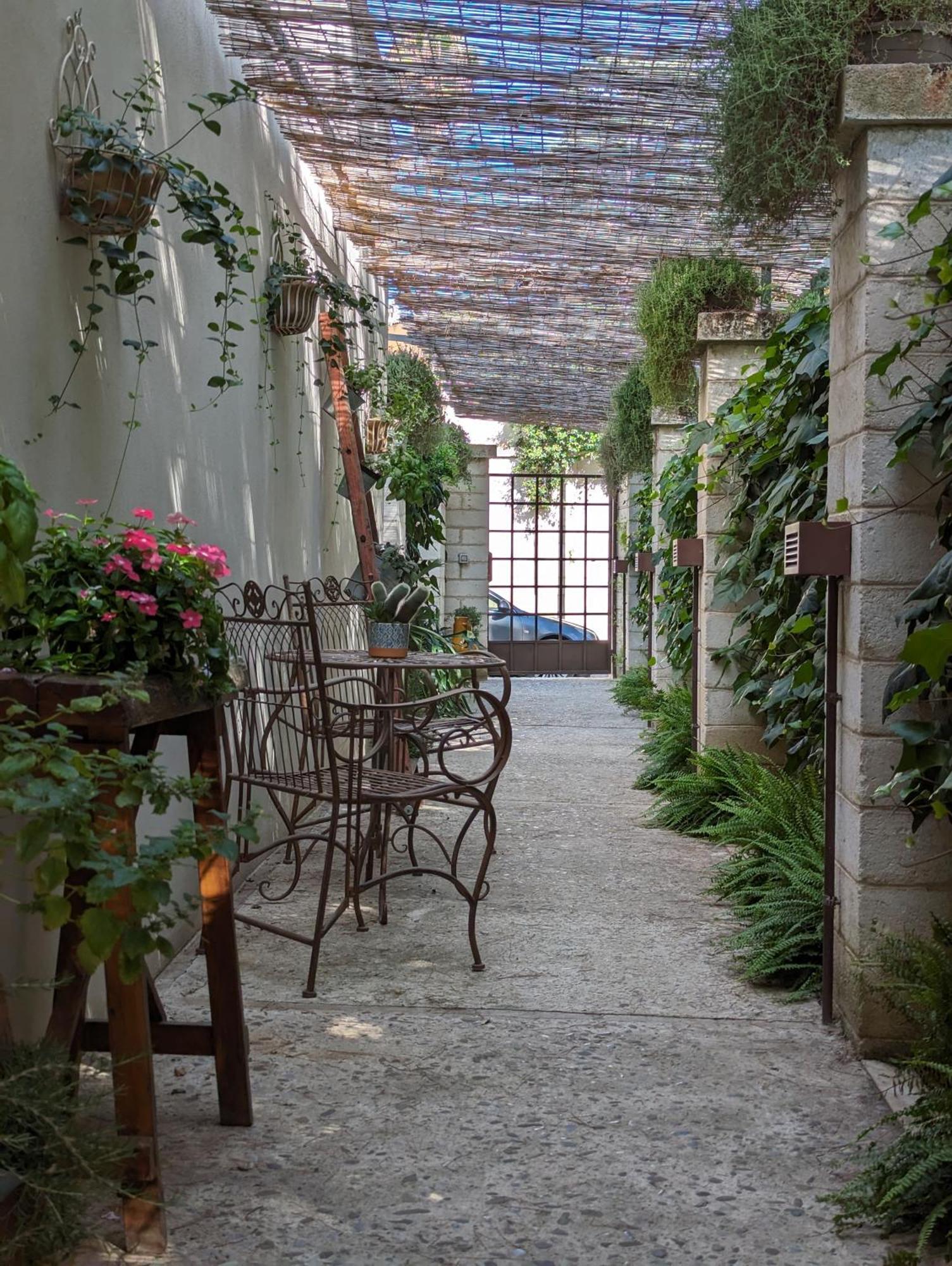 Borgo San Gaetano Bed & Breakfast Bernalda Eksteriør bilde