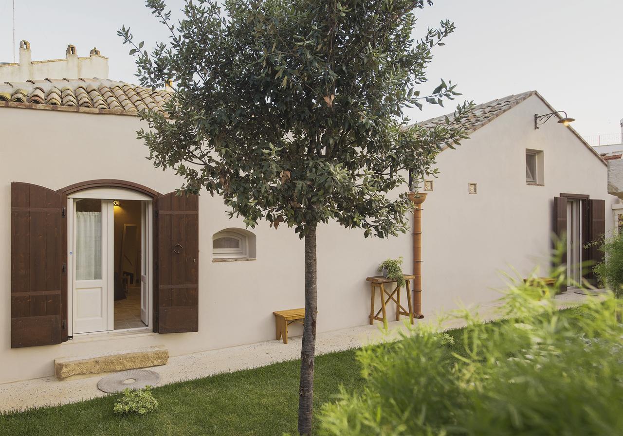 Borgo San Gaetano Bed & Breakfast Bernalda Eksteriør bilde